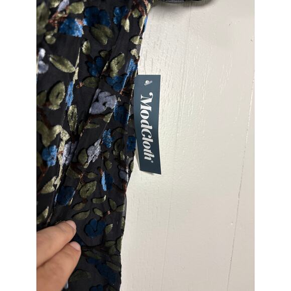 Modcloth Dramatic Depths Velvet Dress Large BNWT - Picture 7 of 9